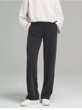 Lululemon Softstream Pintuck Mid Rise Pants Regular XXS NWT